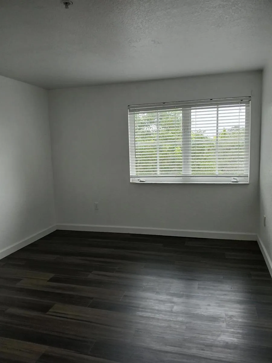 2127 Shoma Drive Royal Palm Beach, FL 33414