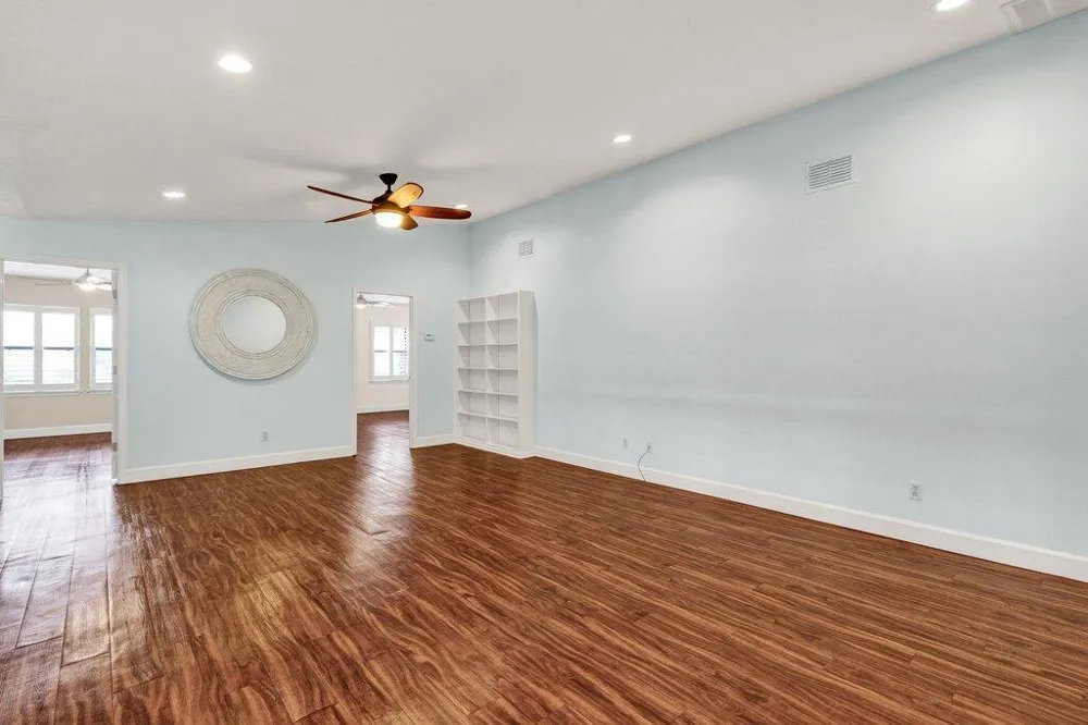 725 Timber Ridge Trail SW #Unit B Vero Beach, FL 32962