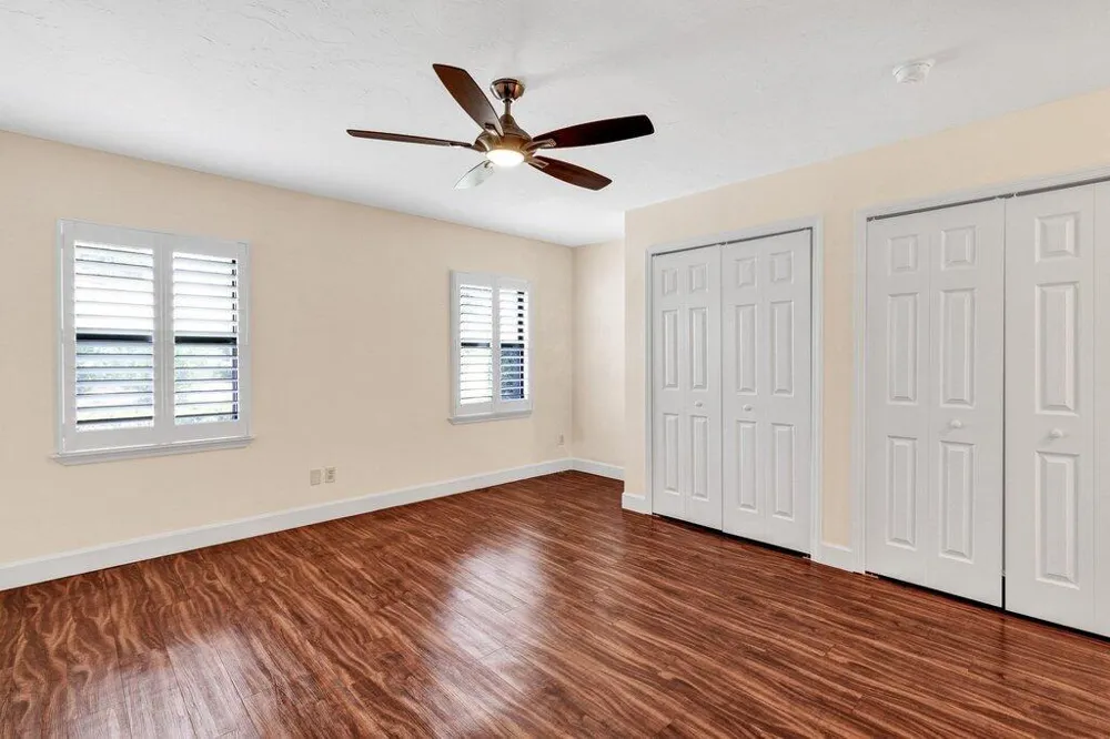725 Timber Ridge Trail SW #Unit B Vero Beach, FL 32962