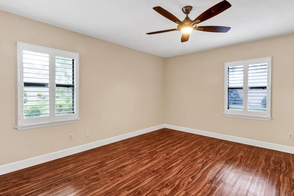 725 Timber Ridge Trail SW #Unit B Vero Beach, FL 32962