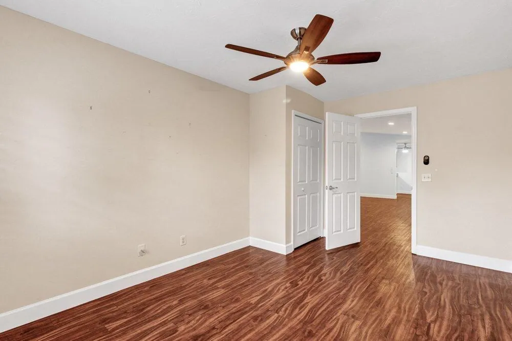 725 Timber Ridge Trail SW #Unit B Vero Beach, FL 32962