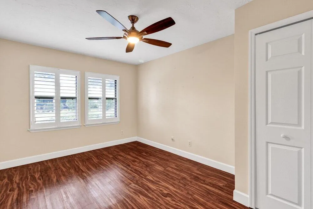 725 Timber Ridge Trail SW #Unit B Vero Beach, FL 32962