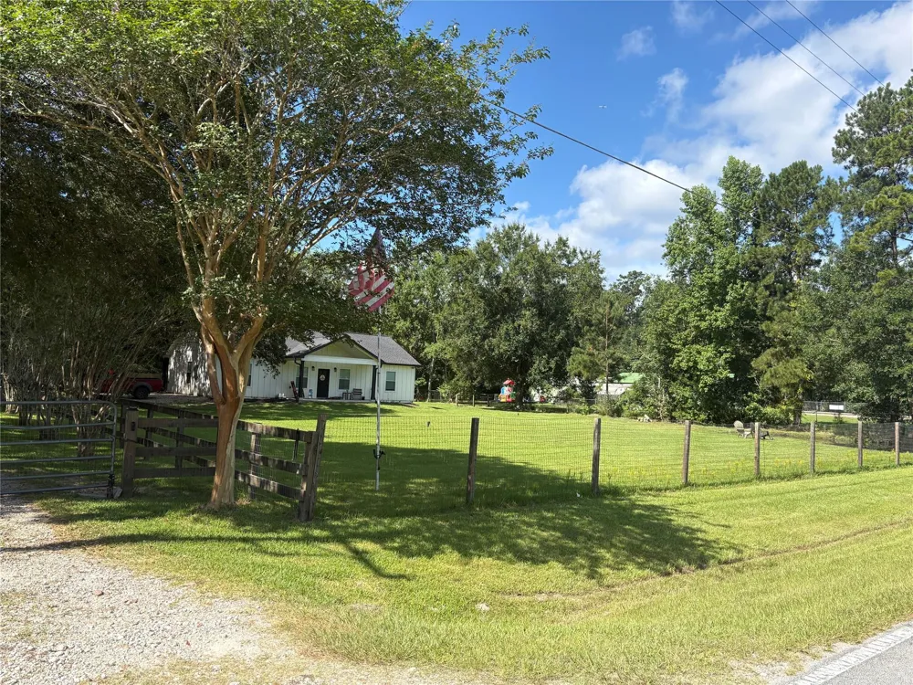 99 Hickory Ridge Drive #D Huffman, TX 77336