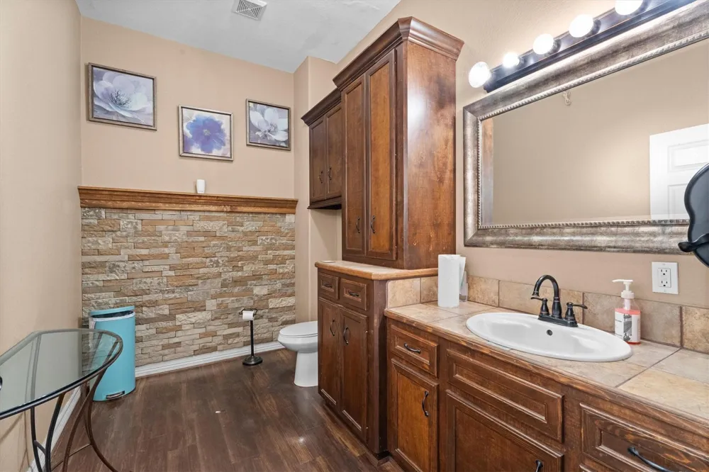11066 Sh 242 Conroe, TX 77385