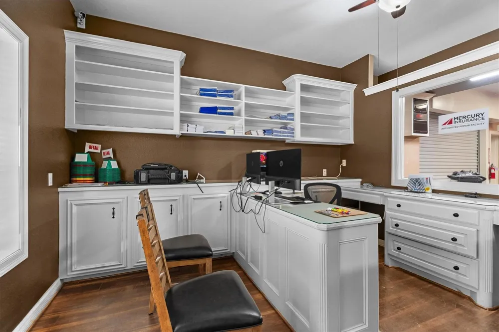 11066 Sh 242 Conroe, TX 77385