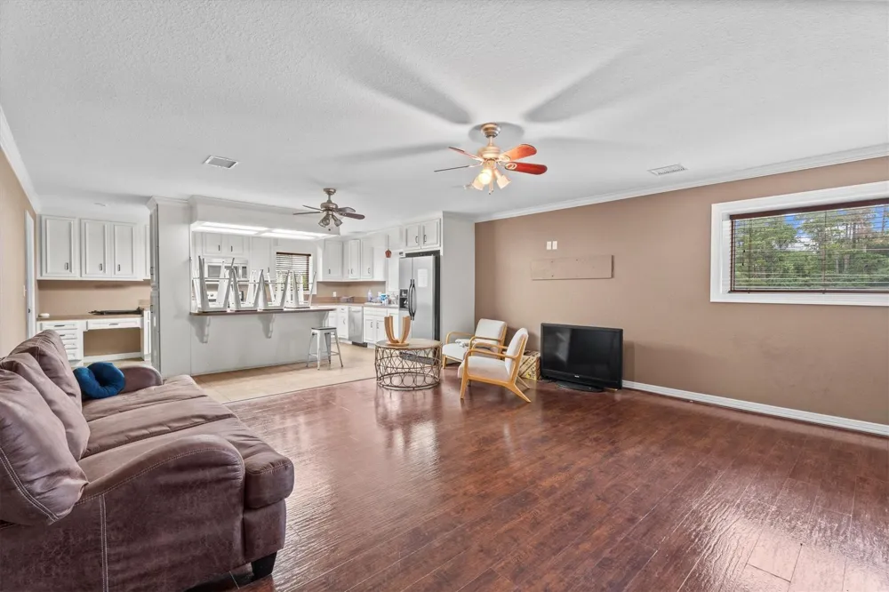 11066 Sh 242 Conroe, TX 77385