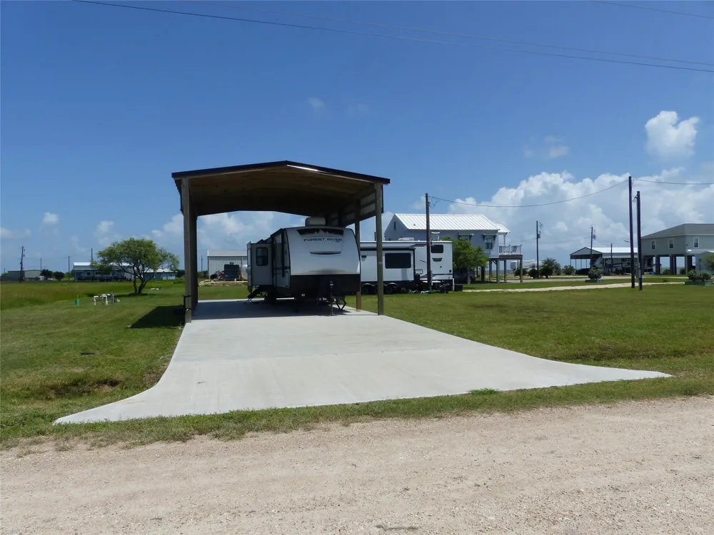 731 Porpoise Drive Drive Palacios, TX 77465