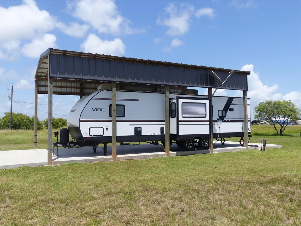 731 Porpoise Drive Drive Palacios, TX 77465
