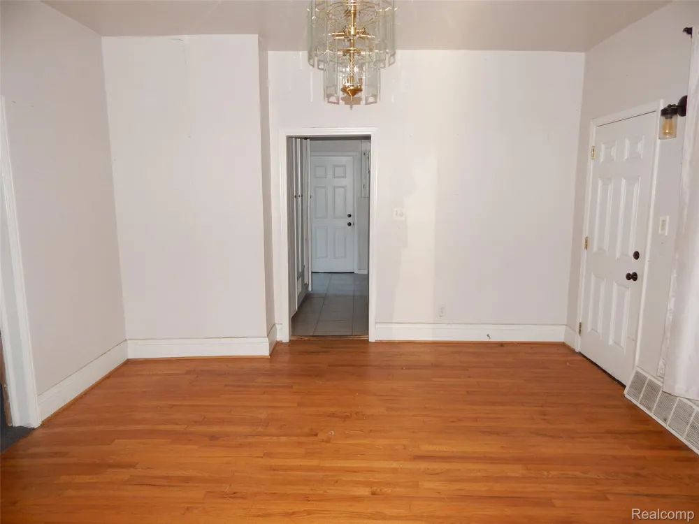 2739 Stone Street Port Huron City, MI 48060