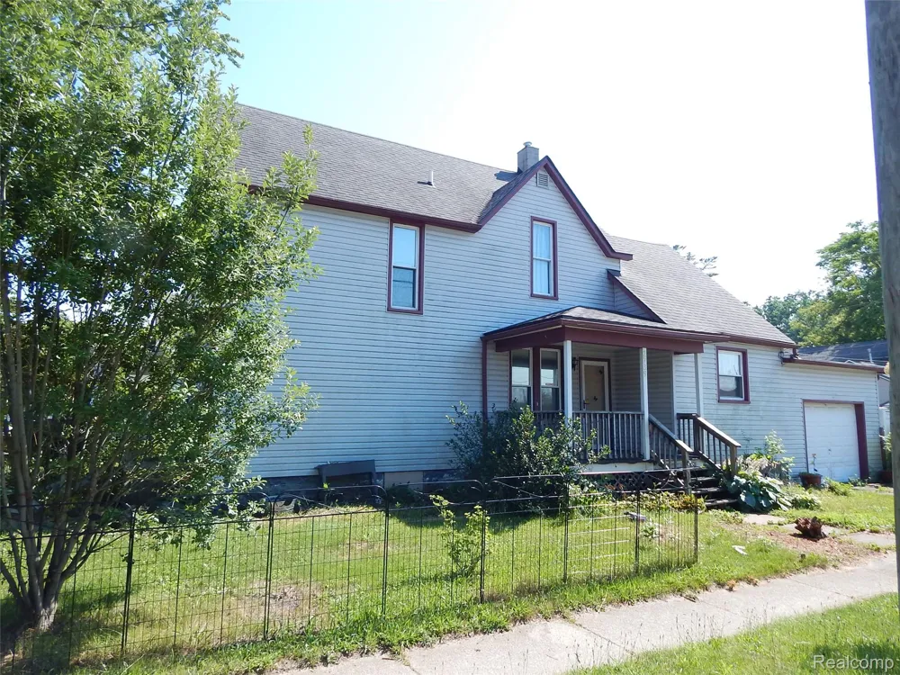 2739 Stone Street Port Huron City, MI 48060