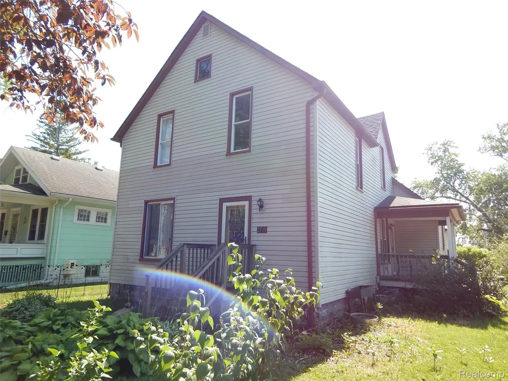 2739 Stone Street Port Huron City, MI 48060