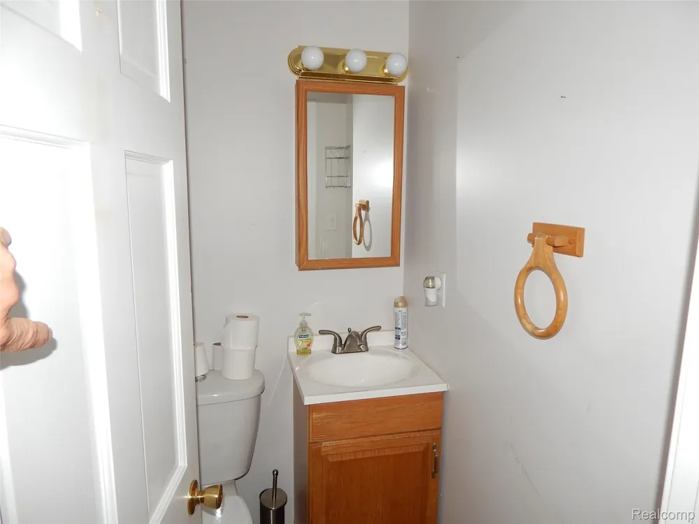2739 Stone Street Port Huron City, MI 48060