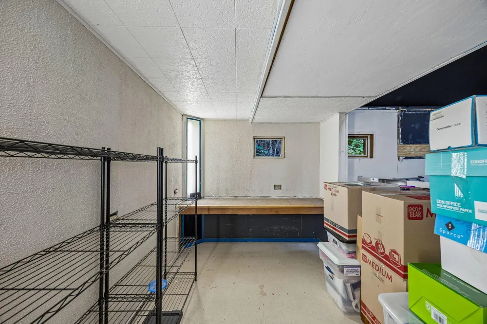 237 Long Drive Onalaska, TX 77360