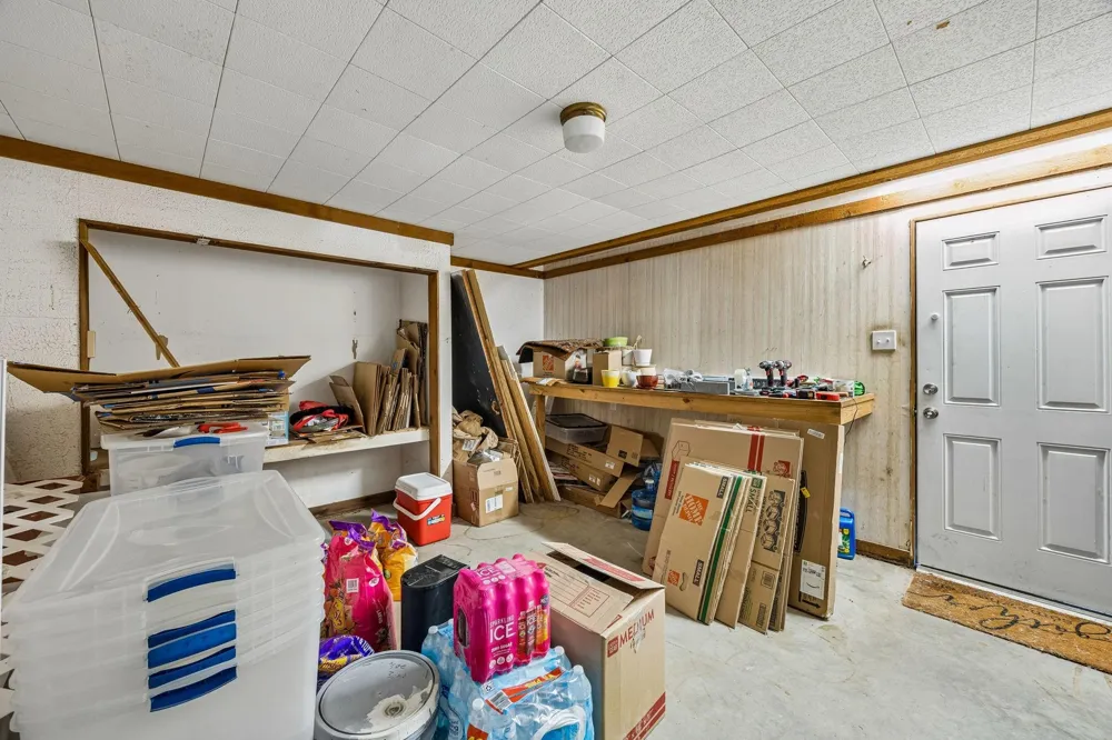 237 Long Drive Onalaska, TX 77360