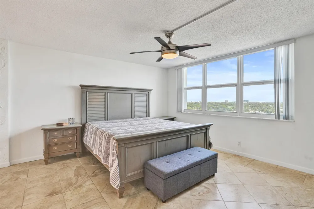 2881 NE 33rd Court #10b Fort Lauderdale, FL 33306