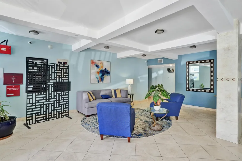 2881 NE 33rd Court #10b Fort Lauderdale, FL 33306