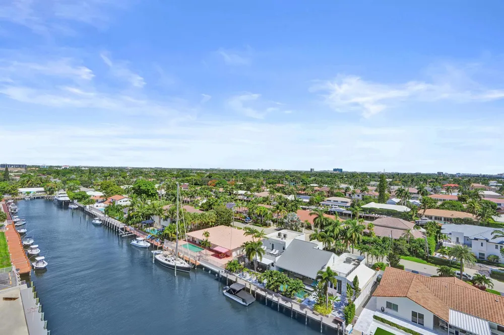 2881 NE 33rd Court #10b Fort Lauderdale, FL 33306
