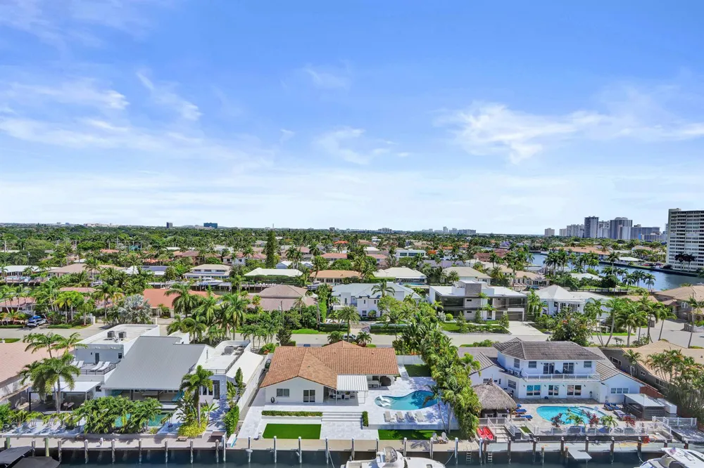 2881 NE 33rd Court #10b Fort Lauderdale, FL 33306