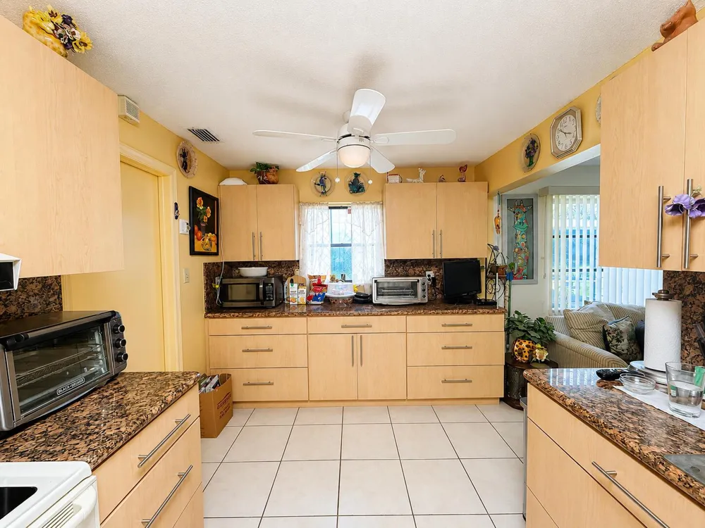 1266 NW 82nd Avenue Plantation, FL 33322