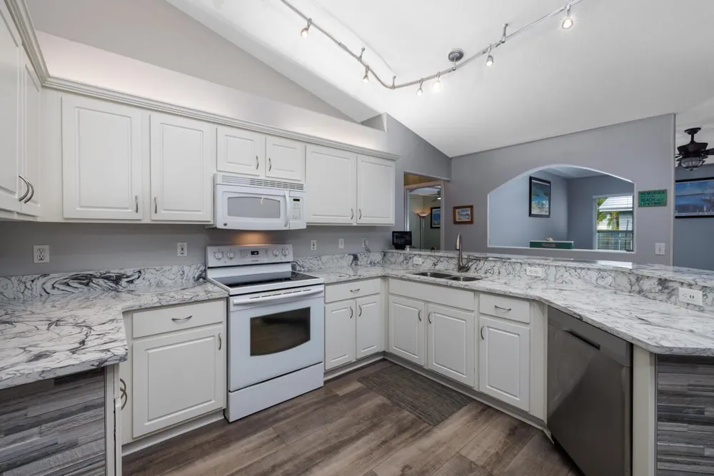 8173 SE Carlton Street Hobe Sound, FL 33455
