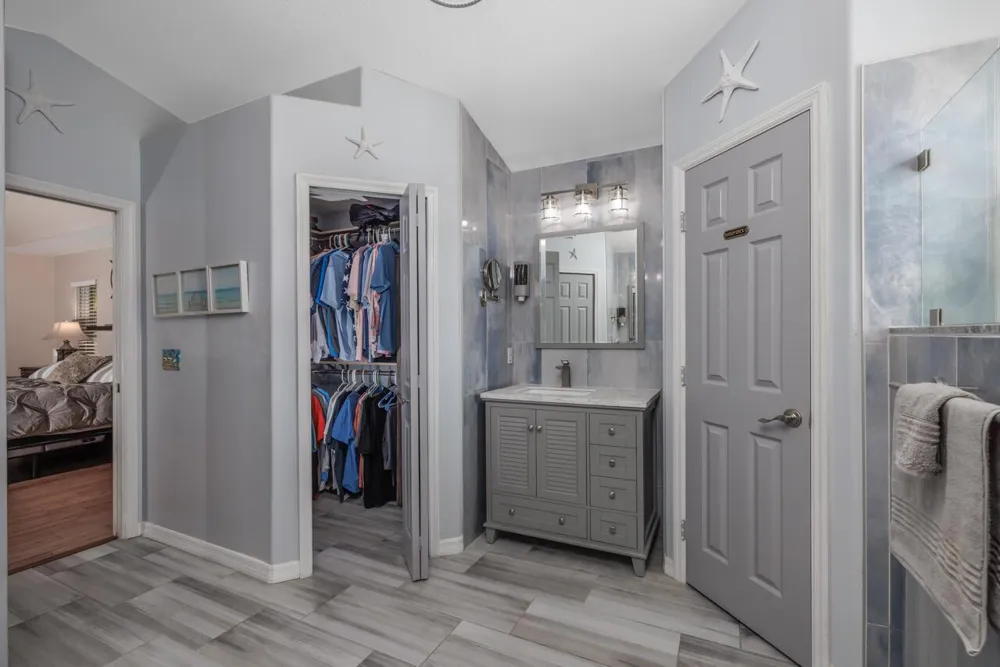 8173 SE Carlton Street Hobe Sound, FL 33455