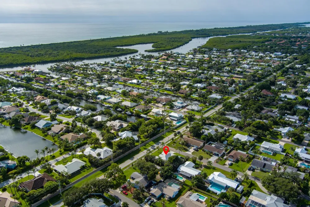 8173 SE Carlton Street Hobe Sound, FL 33455