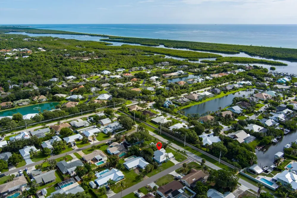 8173 SE Carlton Street Hobe Sound, FL 33455