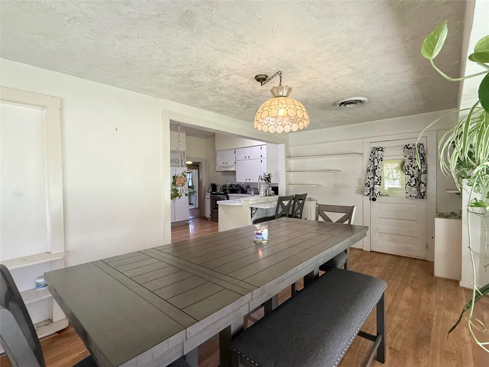 650 Ave H Somerville, TX 77879
