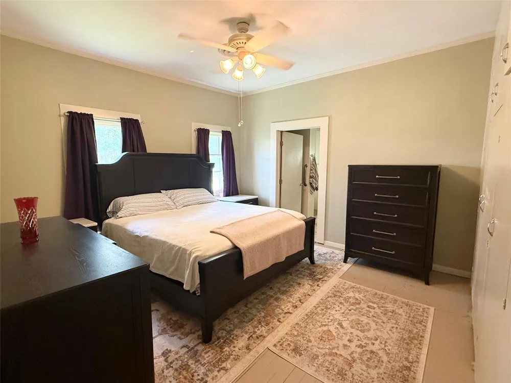 650 Ave H Somerville, TX 77879