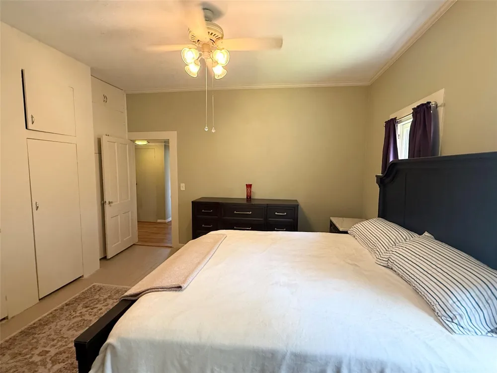 650 Ave H Somerville, TX 77879