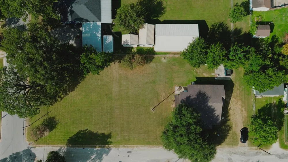 650 Ave H Somerville, TX 77879