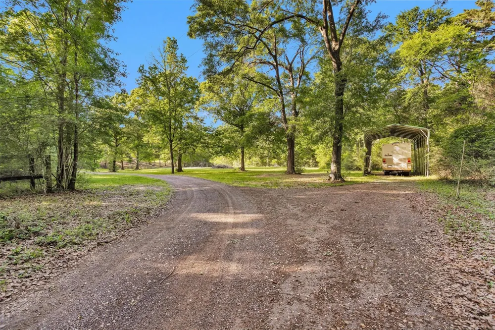 13250 Fm 830 Willis, TX 77318
