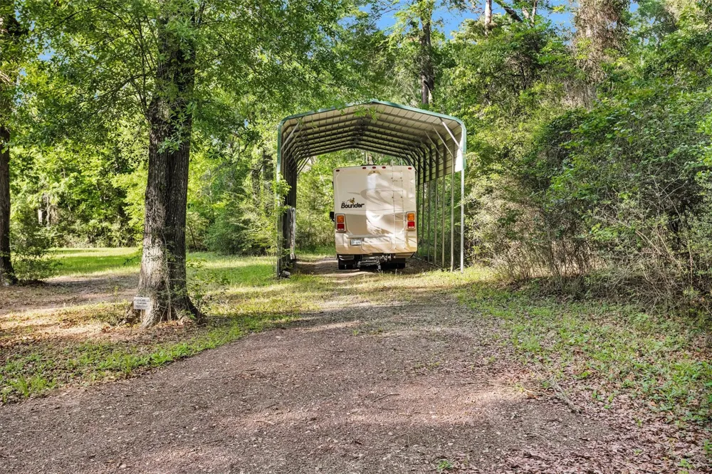 13250 Fm 830 Willis, TX 77318