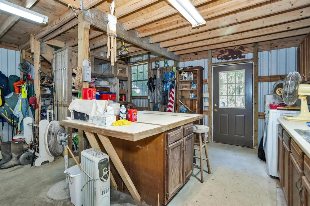 13250 Fm 830 Willis, TX 77318