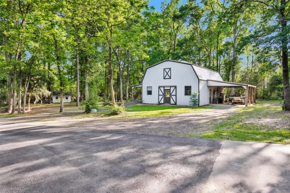 13250 Fm 830 Willis, TX 77318