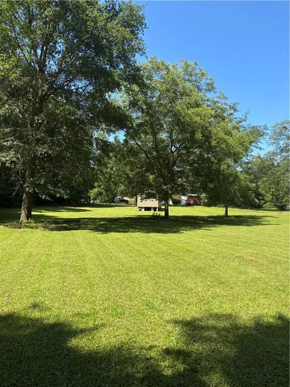 405 Crawfordville Road Union Point, GA 30669