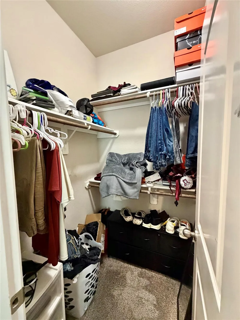 315 Woodhaven Drive West Columbia, TX 77486