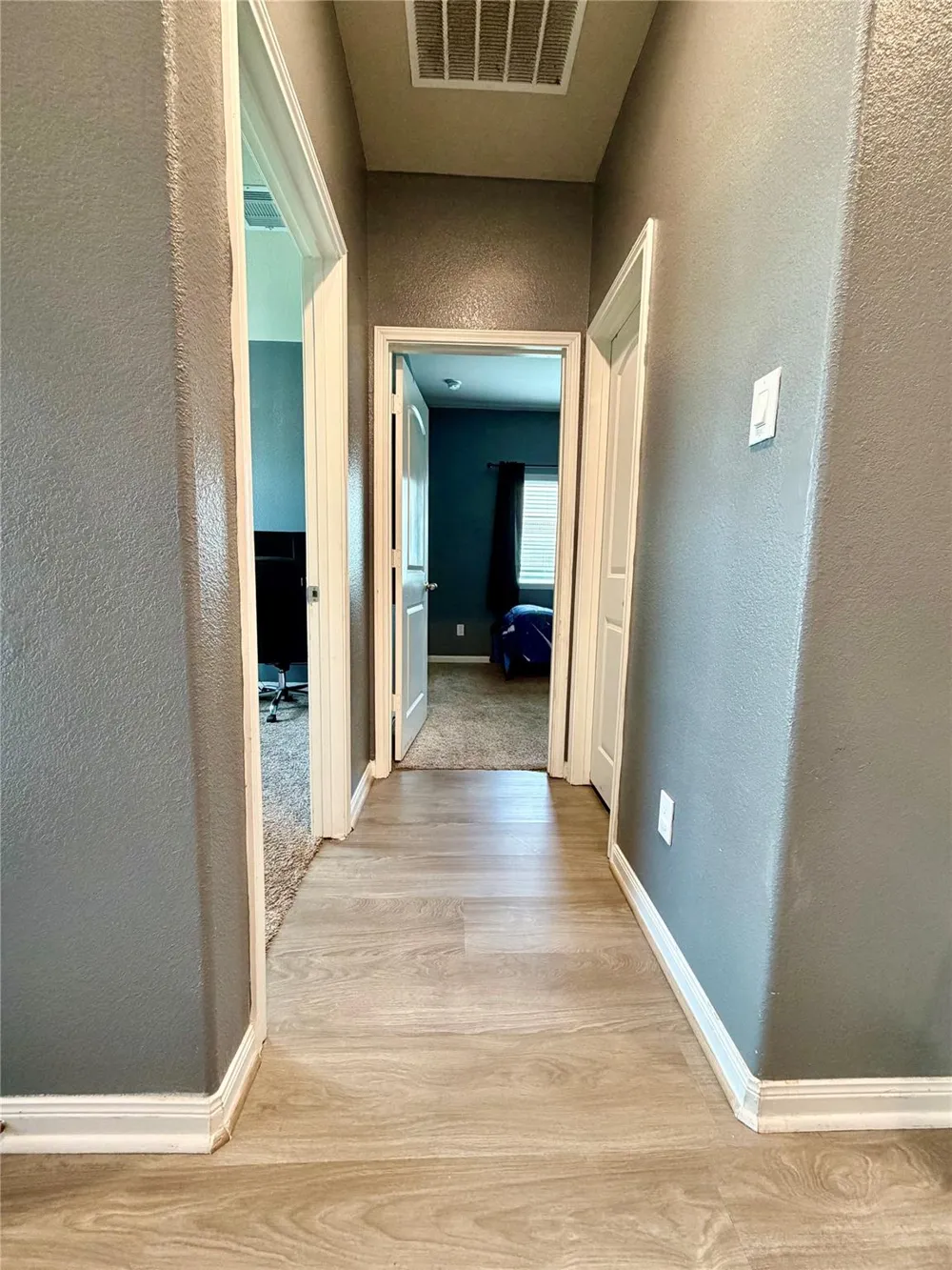 315 Woodhaven Drive West Columbia, TX 77486