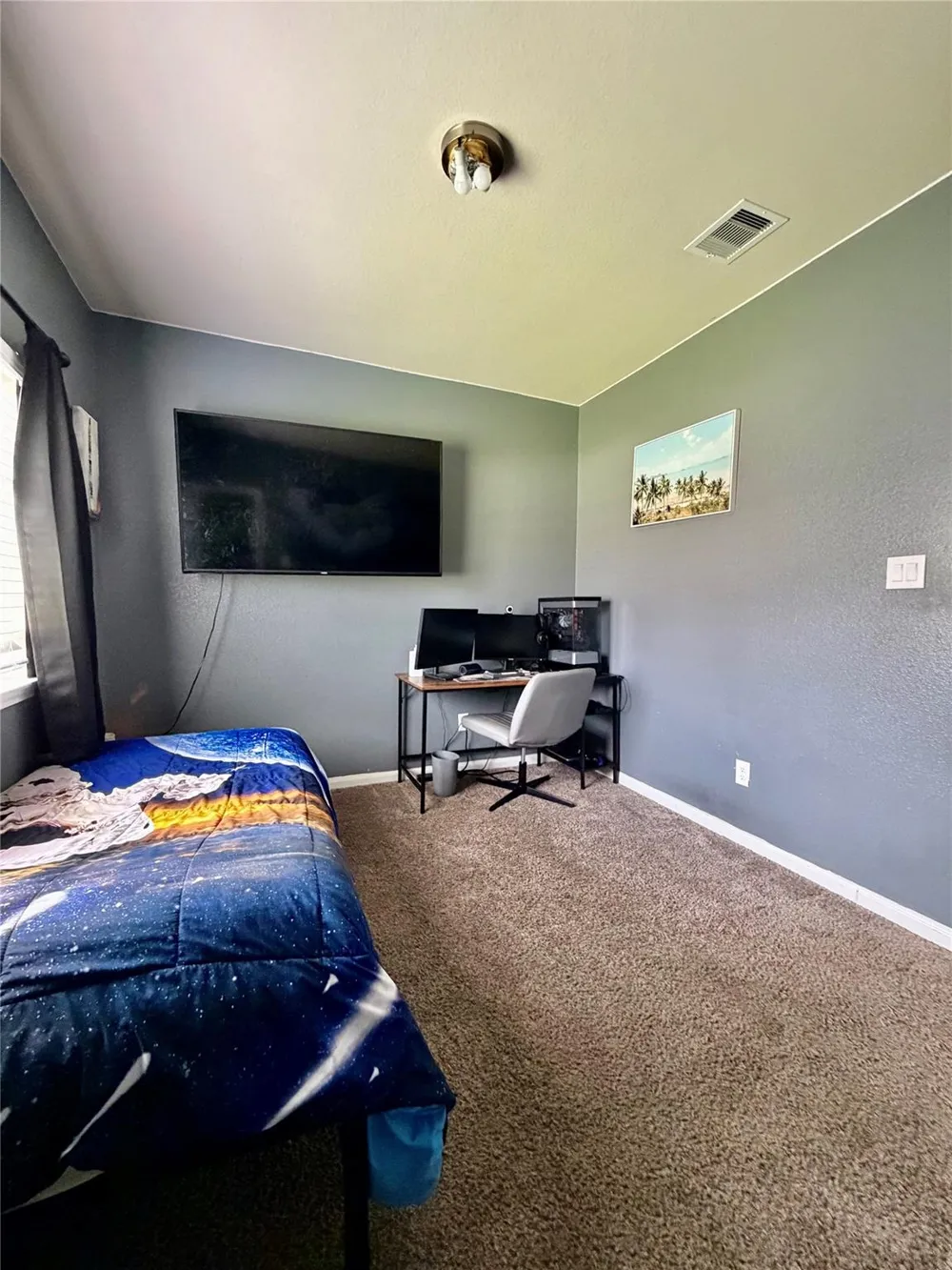 315 Woodhaven Drive West Columbia, TX 77486