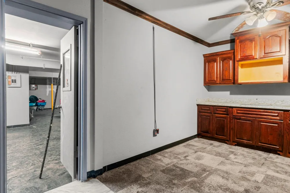 1018 Shaver Street Pasadena, TX 77506