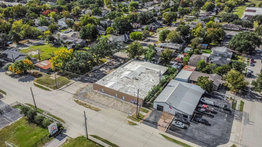 1018 Shaver Street Pasadena, TX 77506