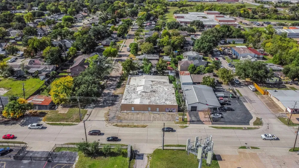 1018 Shaver Street Pasadena, TX 77506