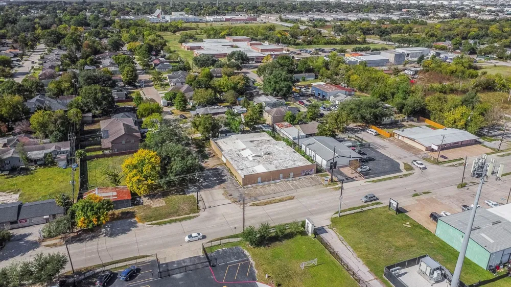 1018 Shaver Street Pasadena, TX 77506