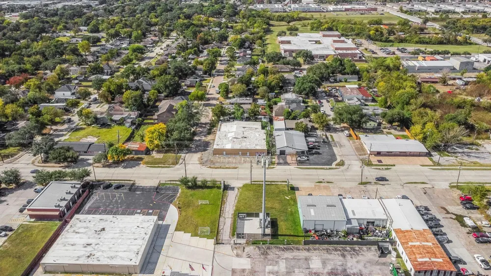 1018 Shaver Street Pasadena, TX 77506