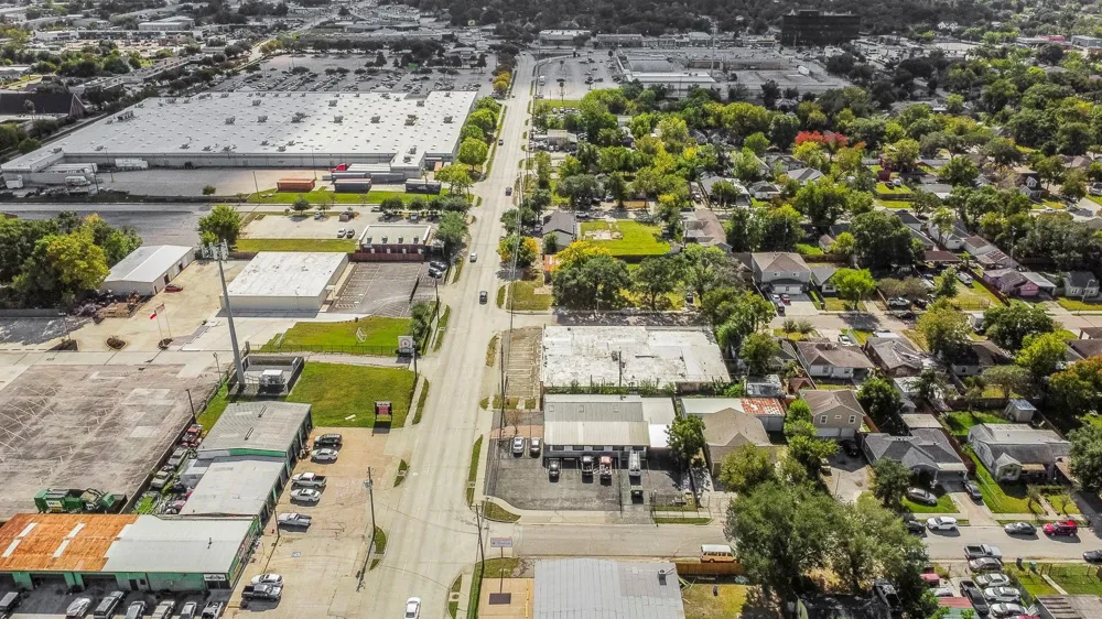 1018 Shaver Street Pasadena, TX 77506