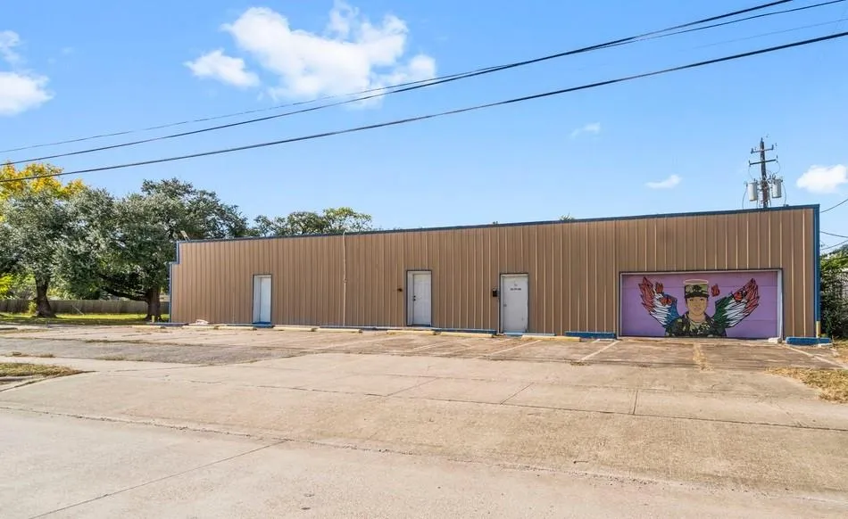 1018 Shaver Street Pasadena, TX 77506