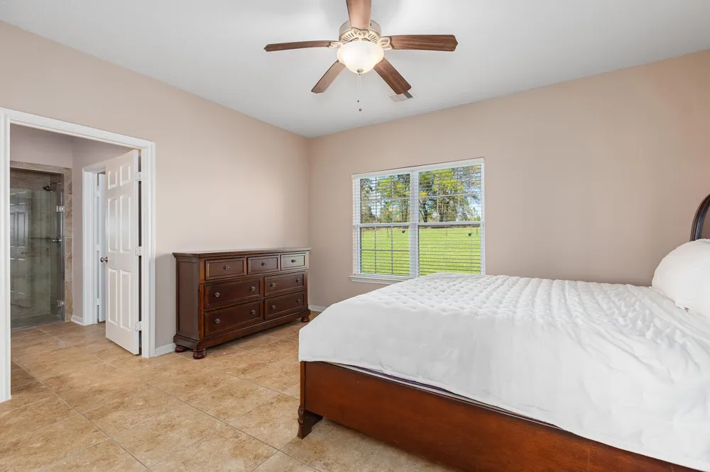 264 Falcon Point Onalaska, TX 77360