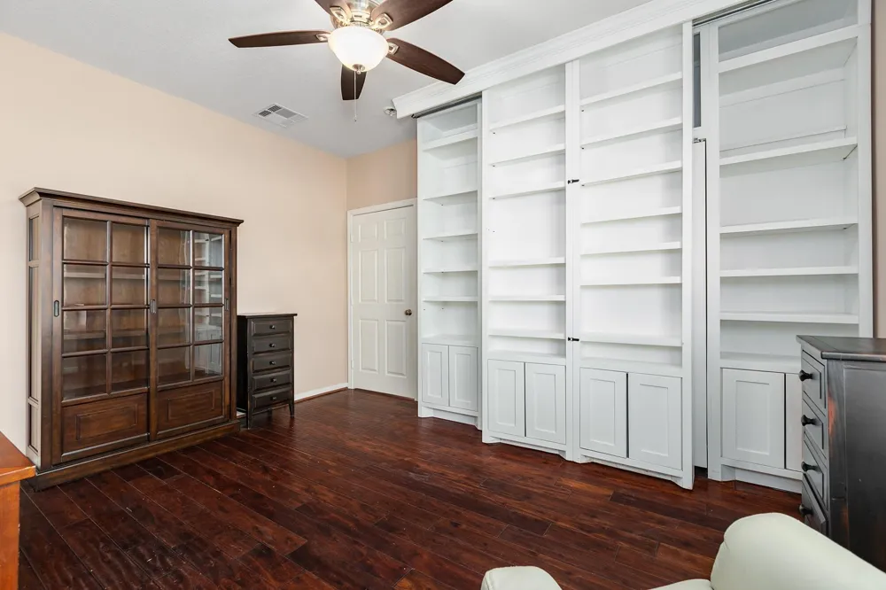 264 Falcon Point Onalaska, TX 77360