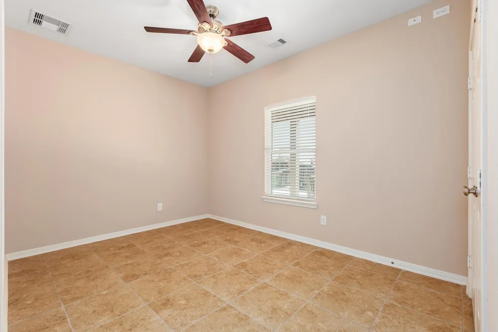 264 Falcon Point Onalaska, TX 77360