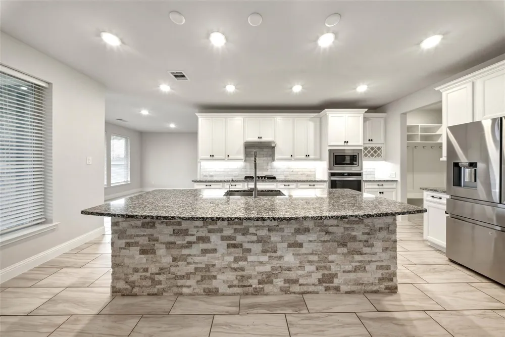 710 Turner Cove Court La Porte, TX 77571